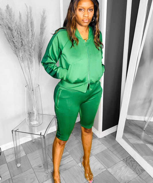 Mean Green Bermuda Track Set
